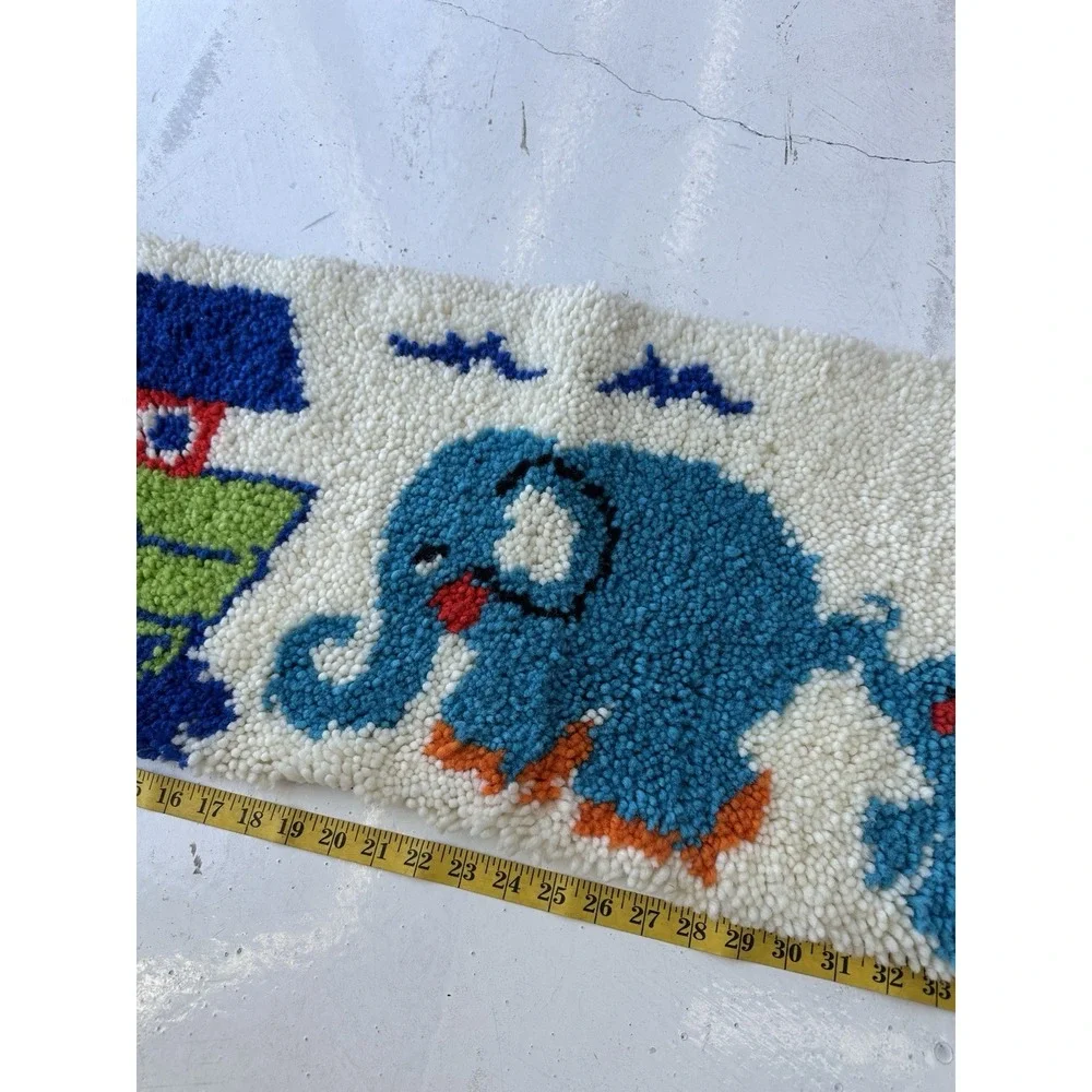 Vintage‎ 1970s Noah's Ark Yarn Latchhook - Elephant Giraffe Rug Or Decor